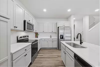 5748 Bourgmont Ct, Timnath, CO 80547 - Photo 7