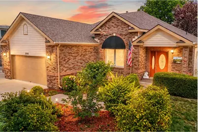2542 Amber Dr, Loveland, CO 80537 - Photo 3