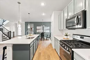 1982 Autumn Moon Dr, Windsor, CO 80550 - Photo 1