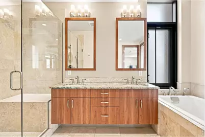 1077 Canyon Blvd #211, Boulder, CO 80302 - Photo 7