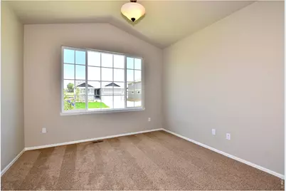 2424 Juno Ln, Johnstown, CO 80534 - Photo 17