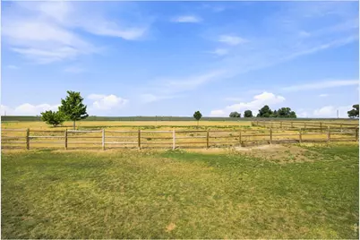 9260 Meadow Farms Dr, Milliken, CO 80543 - Photo 35