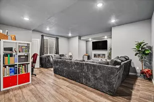 667 Overland Trail, Ault, CO 80610 - Photo 15