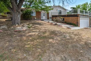 1442 Hilltop Dr, Longmont, CO 80504 - Photo 1