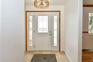 1442 Hilltop Dr, Longmont, CO 80504 - Photo 3