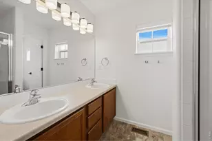 2215 Watersong Cir, Longmont, CO 80504 - Photo 23