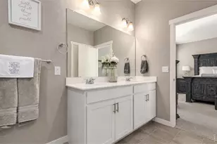 305 N 64th Ave, Greeley, CO 80634 - Photo 11