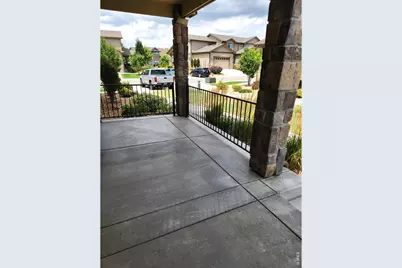 1928 Sunshine Peak Dr, Loveland, CO 80538 - Photo 3