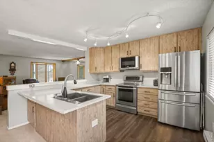 2113 Bowen St, Longmont, CO 80501 - Photo 9
