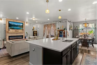 225 Dorothy Dr, Berthoud, CO 80513 - Photo 13