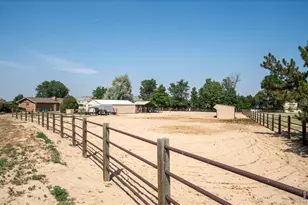 15501 Hilltop Dr, Brighton, CO 80601 - Photo 39