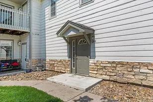 3261 E 103rd Pl, Thornton, CO 80229 - Photo 3