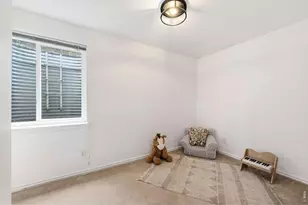 954 Monroe Ave, Loveland, CO 80537 - Photo 19