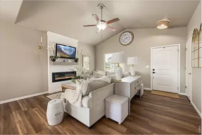 1933 Sunset Cir, Milliken, CO 80543 - Photo 11