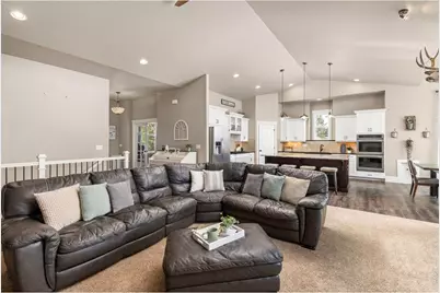 2657 Peregrine Creek Dr, Milliken, CO 80543 - Photo 9
