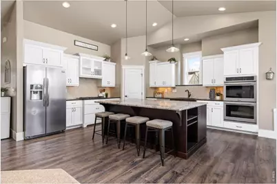 2657 Peregrine Creek Dr, Milliken, CO 80543 - Photo 11