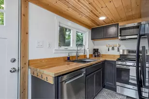 542 E 10th St, Loveland, CO 80537 - Photo 5