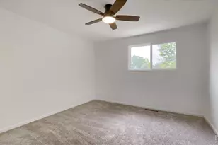2305 Lake Park Dr, Longmont, CO 80503 - Photo 27