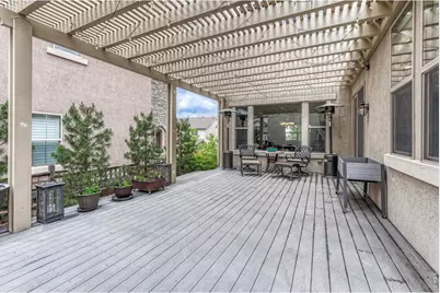 10360 Bluffmont Dr, Lone Tree, CO 80124 - Photo 45