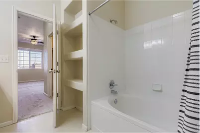 5255 Memphis St #7-717, Denver, CO 80239 - Photo 11
