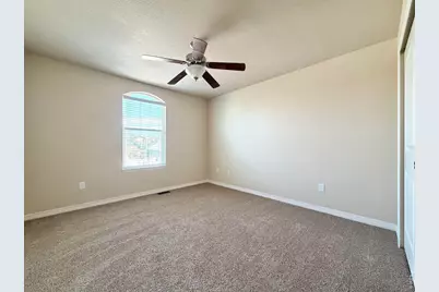 5755 Clarence Dr, Windsor, CO 80550 - Photo 15