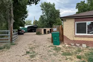 3620 Carson Ct, Evans, CO 80620 - Photo 3