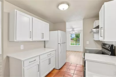 942 Granite Ct, Longmont, CO 80504 - Photo 13