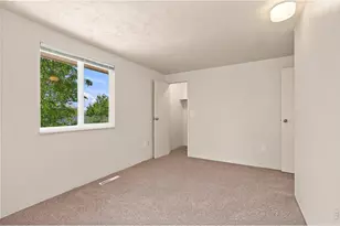 942 Granite Ct, Longmont, CO 80504 - Photo 33