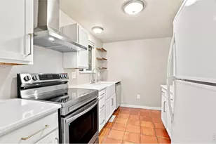 942 Granite Ct, Longmont, CO 80504 - Photo 11