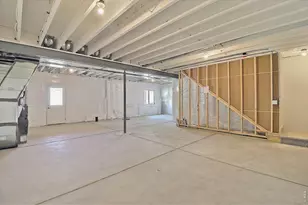 6013 13th St, Greeley, CO 80634 - Photo 31