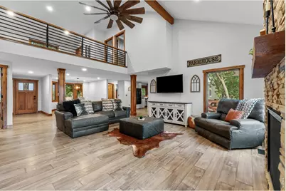 4811 Lonetree Dr, Loveland, CO 80537 - Photo 9