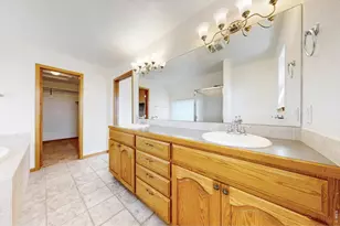 176 Chuckwagon Ln, Livermore, CO 80536 - Photo 29