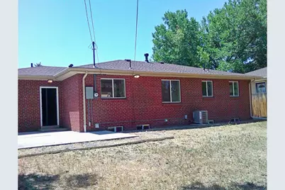 1370 S Eaton Ct, Lakewood, CO 80232 - Photo 23
