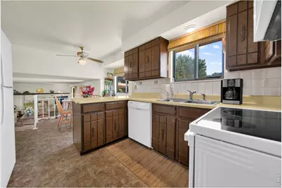2112 40th Ave, Greeley, CO 80634 - Photo 5
