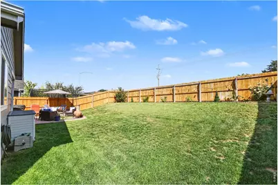 1210 Country Acres Ct, Johnstown, CO 80534 - Photo 17