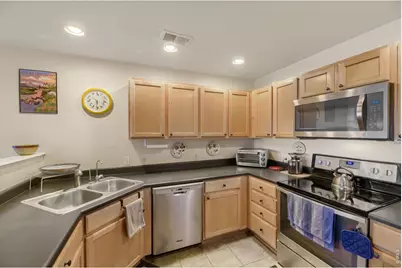 1703 Whitehall Dr #7I, Longmont, CO 80504 - Photo 5