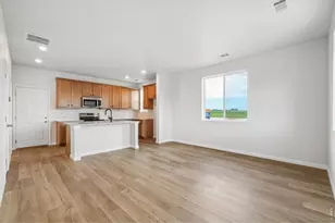 1470 Coral Pl, Longmont, CO 80504 - Photo 5