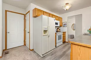 903 Waterglen Dr, Fort Collins, CO 80524 - Photo 11