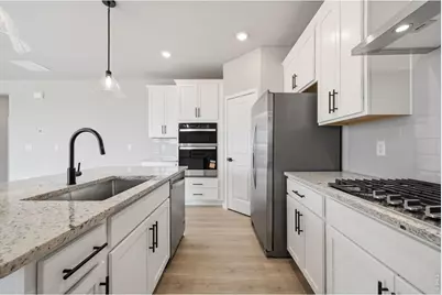 7332 Arkansas St, Frederick, CO 80530 - Photo 13