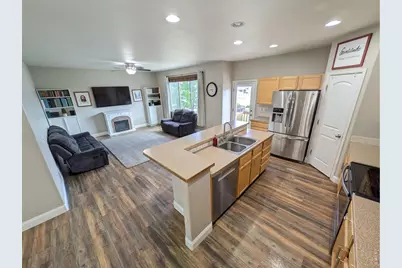 3240 Silverbell Dr, Johnstown, CO 80534 - Photo 5