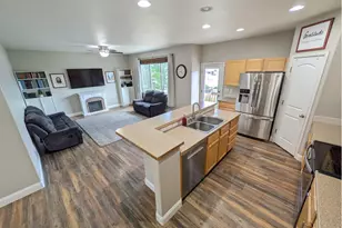 3240 Silverbell Dr, Johnstown, CO 80534 - Photo 5