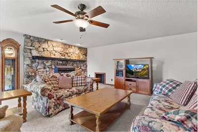 705 S Van Buren Ave, Loveland, CO 80537 - Photo 23