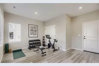 919 Schlagel St #8, Fort Collins, CO 80524 - Photo 3