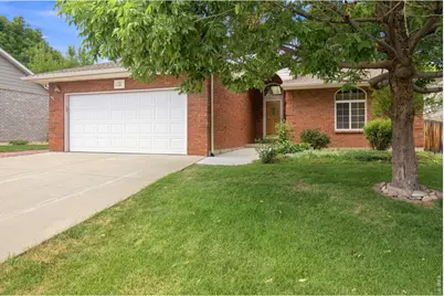 2636 Pheasant Dr, Longmont, CO 80503 - Photo 3