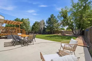 2331 Hampshire Ct, Fort Collins, CO 80526 - Photo 31