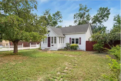 1050 W 8th St, Loveland, CO 80537 - Photo 3