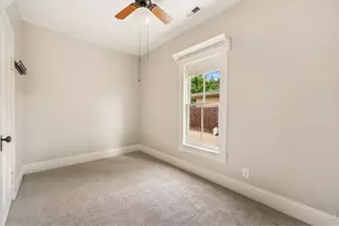 1050 W 8th St, Loveland, CO 80537 - Photo 31