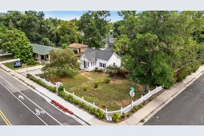 1050 W 8th St, Loveland, CO 80537 - Photo 1