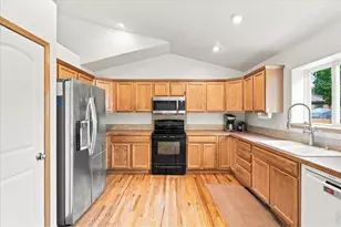 2493 Steamboat Springs St, Loveland, CO 80538 - Photo 9