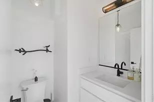 1368 Yates St, Denver, CO 80204 - Photo 9